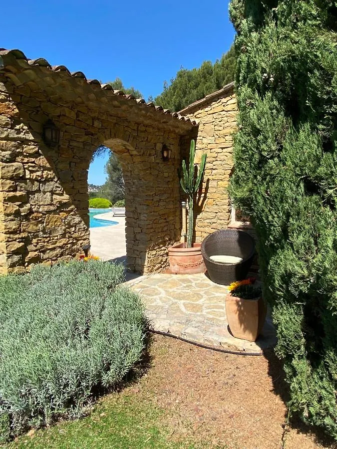 Une Pause En Provence Le Beausset Holiday home