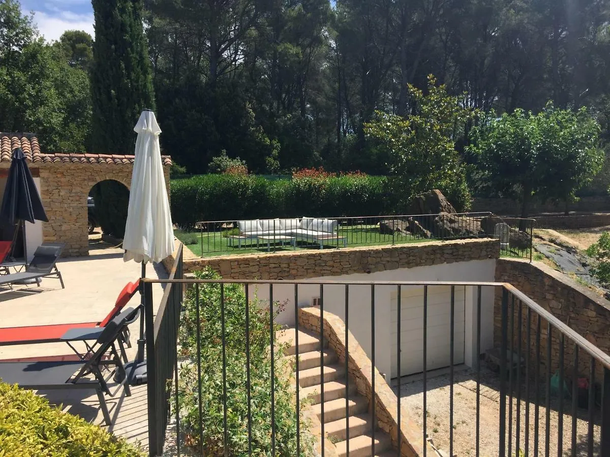 Une Pause En Provence Le Beausset 0*,